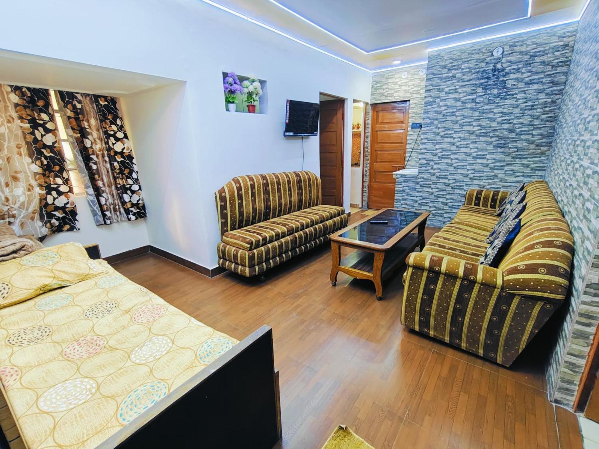 Kiara Home Stays Varanasi Exterior foto